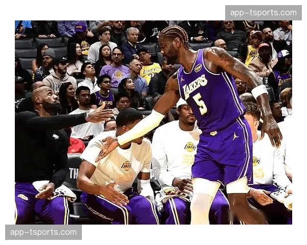 火箭季后赛对决湖人，五虎首发+铁血防守阵容能否掀翻紫金军团？